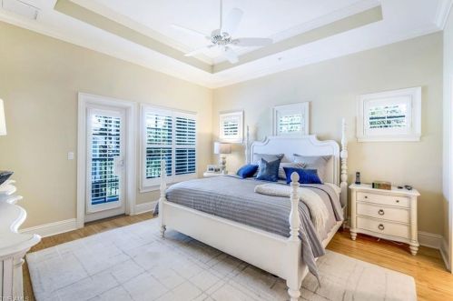 331 3 Ave, Naples FL 34117-3027 exterior