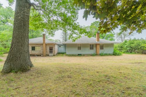 930 Norton Ave, Meskegon MI 49441-4263 exterior