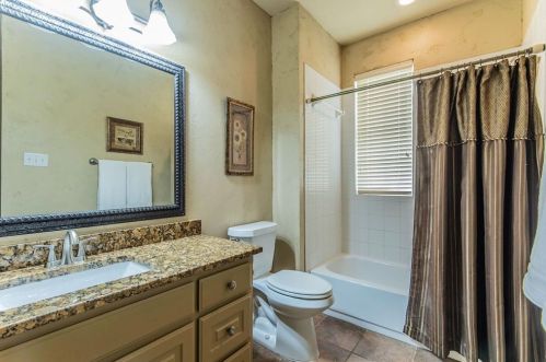 1765 Crowbridge Dr, Frisco TX 75033-1473 exterior