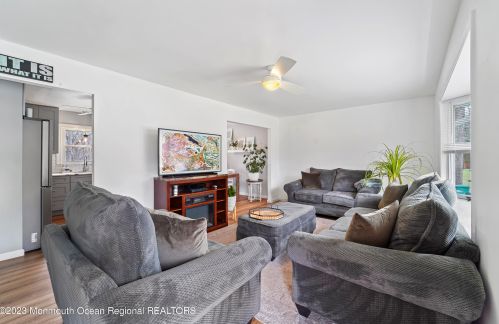 355 Frank Applegate Rd, Jackson Twp, NJ 08527-4217