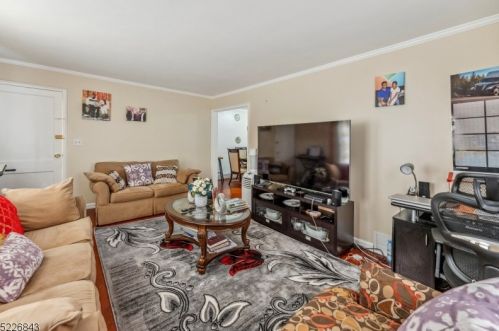 179 Midland Pl, Newark NJ 07106-3310 exterior