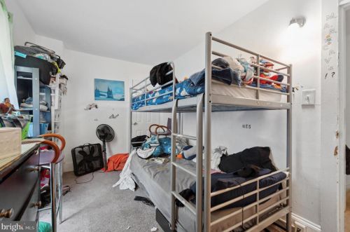 403 6 St, Darby PA 19023-2304 exterior