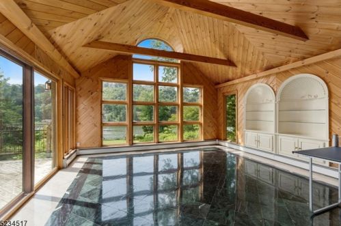 16 Is Trl, Sparta NJ 07871 exterior