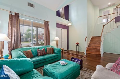 2412 Larkhaven Ln, Oxnard CA 93036-6248 exterior