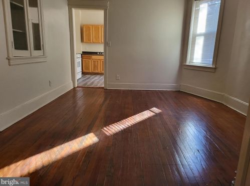 151 Hoffman Ave, Trenton NJ 08618-4007 exterior