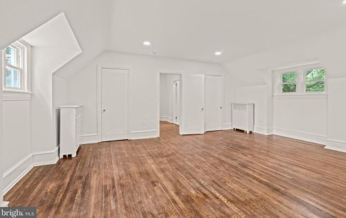 6424 City Ave, Philadelphia PA 19151-2410 exterior