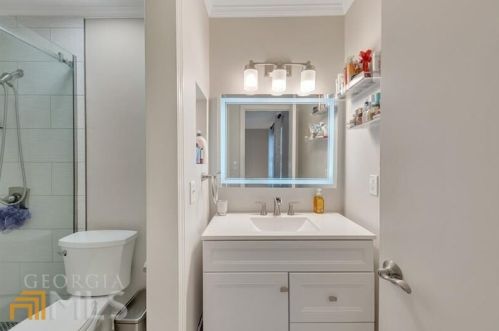 161 Lablanc Way, Atlanta GA  30327-1082 exterior