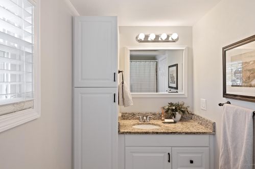 101 Craigie St, Portland ME 04102-2529 exterior