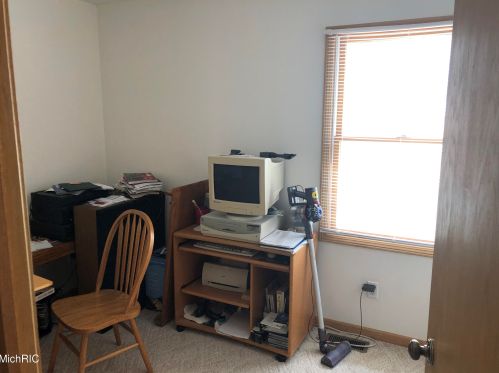 1665 Roberts Rd, Meskegon MI 49445-1549 exterior