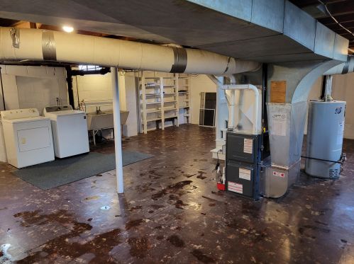 1511 Montague Ave, Meskegon MI 49441-3131 exterior