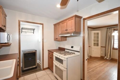 921 Meadowcroft Ave, Pittsburgh PA 15216-1119 exterior