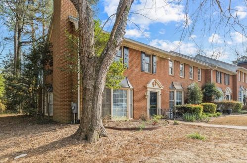 7923 Briar Villa Pl, Atlanta, GA 30350-4919