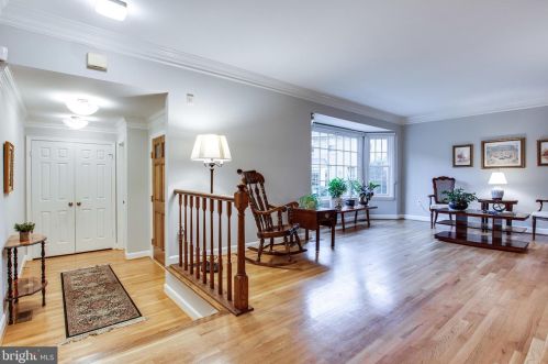 7308 Aynsley Ln, Mc Lean VA 22102-2931 exterior