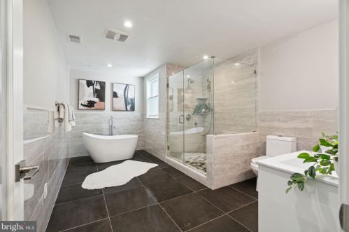 630 Catharine St, Philadelphia PA  19147-2937 exterior