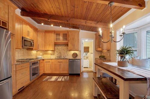 2310 Drew Vly Rd, Atlanta GA 30319-3922 exterior