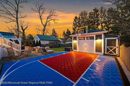 33 Park Ave, Locust NJ  07760-1523 exterior