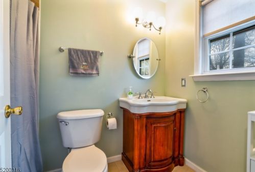 708 Front St, Plainfield NJ 07060-1033 exterior