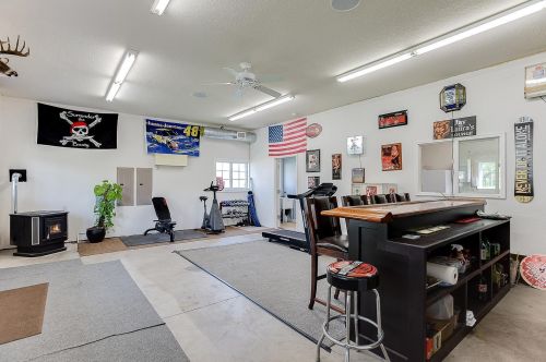 990 County Rd 92, Maple Plain MN 55359-9577 exterior