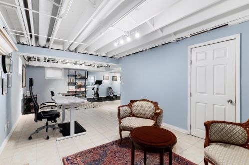 1323 Hamilton Ave, Elmhurst IL 60126-5407 exterior