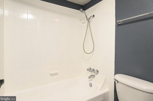 75 Reynolds St, Alexandria VA  22304-3150 exterior