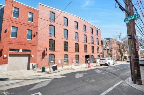 825 Bainbridge St, Philadelphia PA  19147-2009 exterior