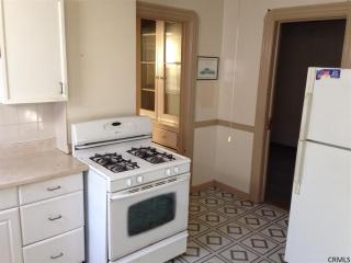 959 Maple Ave, Schenectady NY  12307-1109 exterior