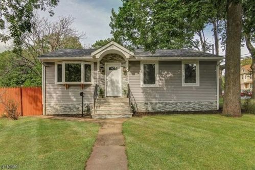 401 River Rd, Rahway NJ  07065-4203 exterior