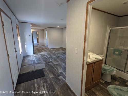 63 1st St, Lakehurst NJ  08759-5639 exterior