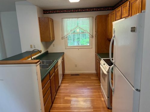 3200 Giles Rd, Meskegon MI 49445-8611 exterior