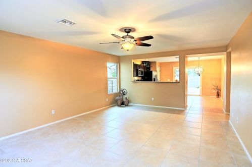 727 Buffalo Grass Dr, Tucson AZ  85755-1792 exterior