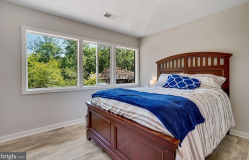 3000 Wessynton Way, Alexandria VA 22309-2225 exterior