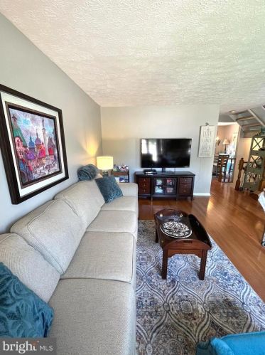 8124 Brightridge Ct, Ellicott MD 21043-6988 exterior