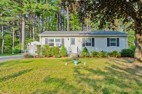 187 Hanson Dr, Springfield, MA 01128-1021