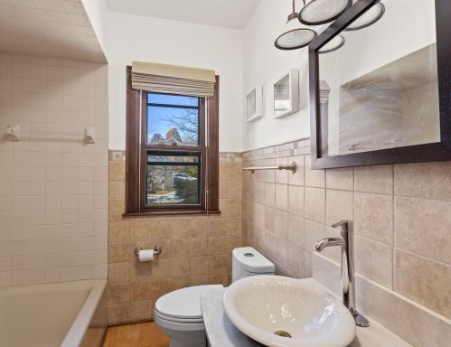 3227 Layton Ave, Milwaukee WI  53221-2632 exterior