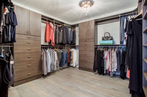 1216 Frst Dr, Kalamazoo MI 49002-6318 exterior