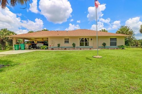 440 21st St, Naples, FL 34120-1808