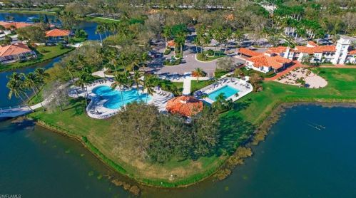 3167 Andorra Ct, Naples FL 34109-1388 exterior