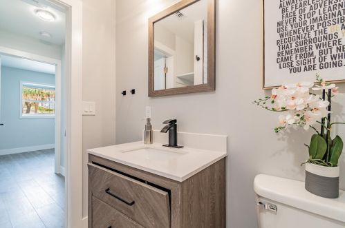 3609 Bay Ave, Tampa FL  33611-4220 exterior