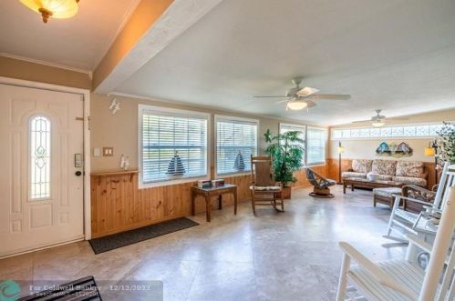 1931 Cypress Ave, Fort Pierce FL  34949-3408 exterior