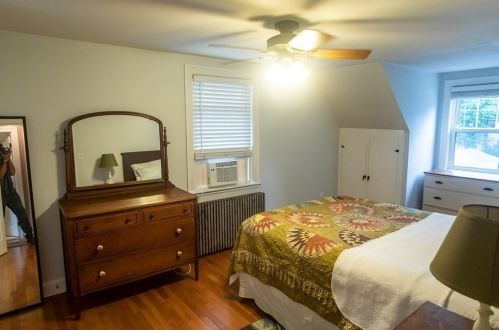 8 Brae Rd, Quincy, MA 02169-1706