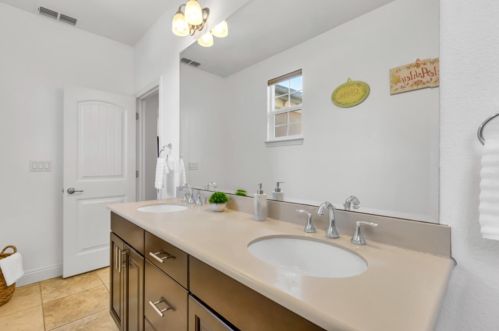 3124 Aldridge Way, Folsom CA  95762-9513 exterior