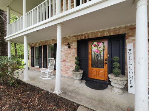 2234 Cedar Falls Dr, Humble, TX 77339-3307