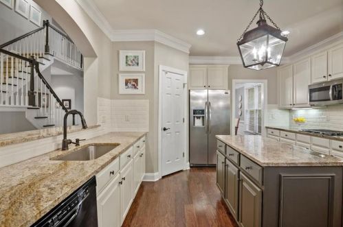 4996 Dunwoody Ter Cv, Atlanta GA 30338-2330 exterior