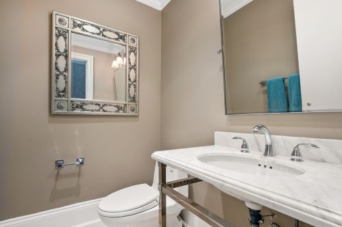 1358 Dearborn St, Chicago IL 60827-2510 exterior