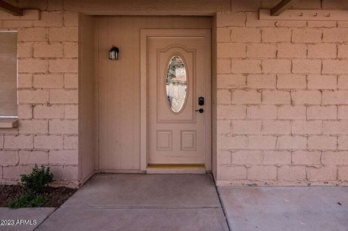 2702 Estrella Dr, Chandler AZ 85224-7814 exterior