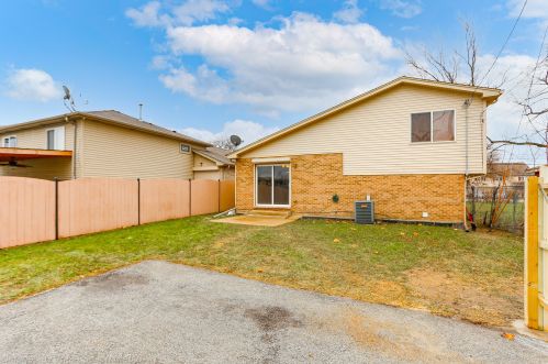 1116 Vermont, Chicago IL 60827-6521 exterior