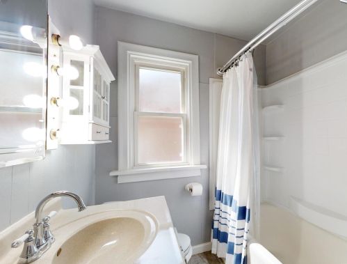 3536 Dix Ave, Saint Louis MO 63114-2716 exterior