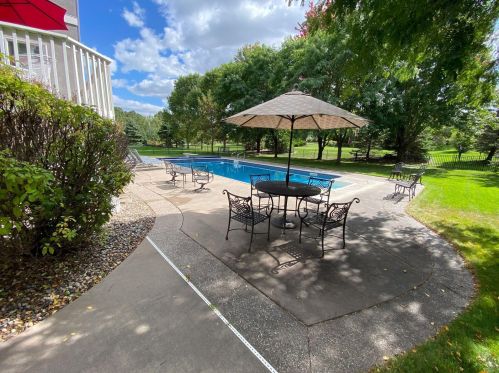 3544 Crestmoor Dr, Saint Paul MN 55125-5028 exterior