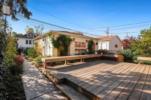 5004 Tripp Ave, Chicago IL 60630-2724 exterior