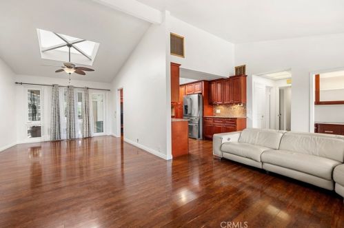 1324 Kroeger Ave, Fullerton CA exterior